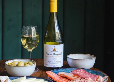 Tasteof Tanners Uncorkinga Wine List 1160x crop center