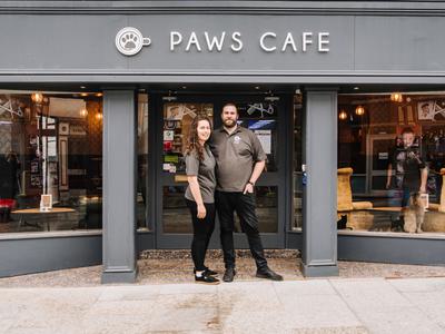Paws cafe