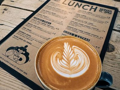 Birds nest cafe